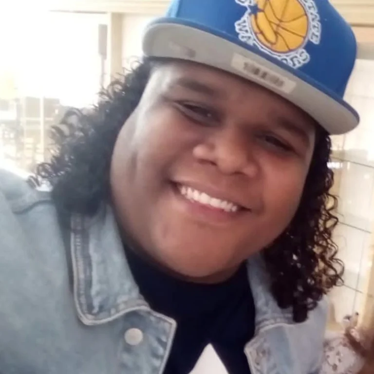 Programa de celebracion del 4to. año de la partida de Arturo a la casa del Padre.